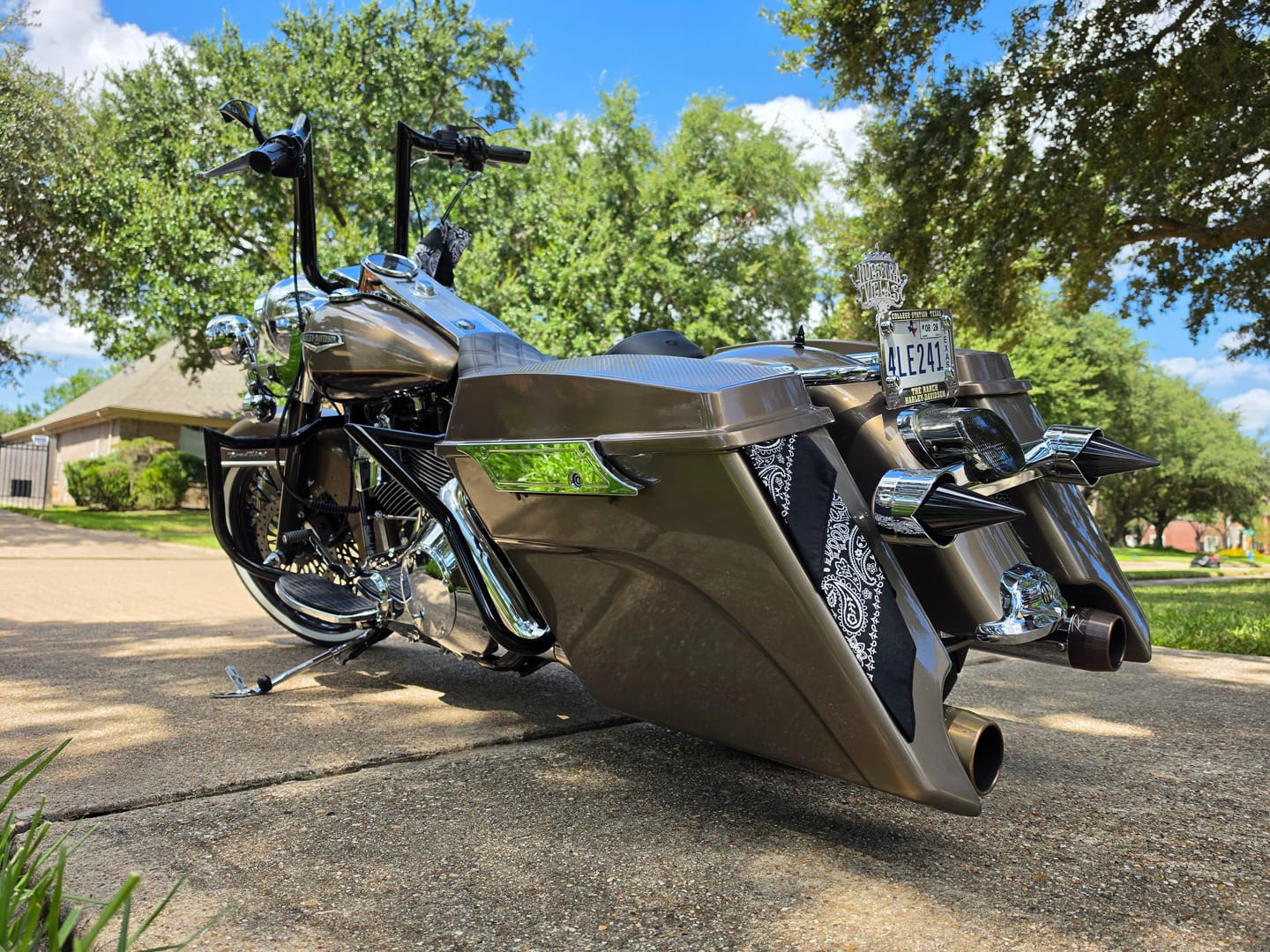 Customer photo review of Harley Davidson Screw in Lenses - Big Burner / Chrome / Smoked