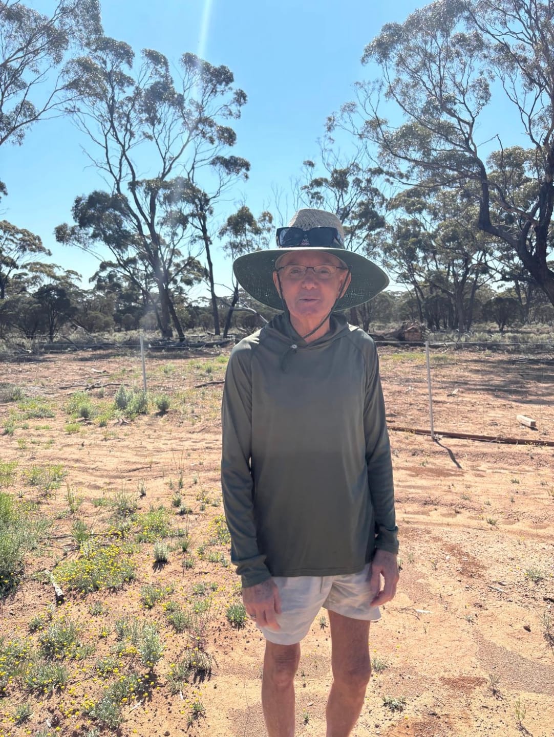Customer photo review of Men's UPF 50+ Sun Hoodie – Lightweight Quick-Dry Hiking & Fishing UV Top with Thumb Loops