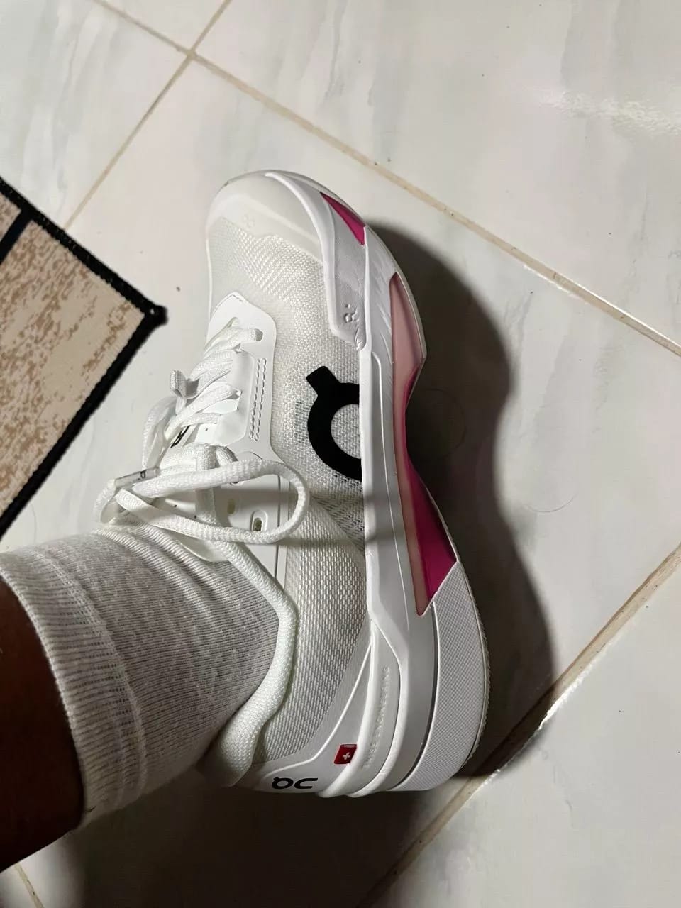 Customer photo review of Roger Pro Fire White | Pink - RFW