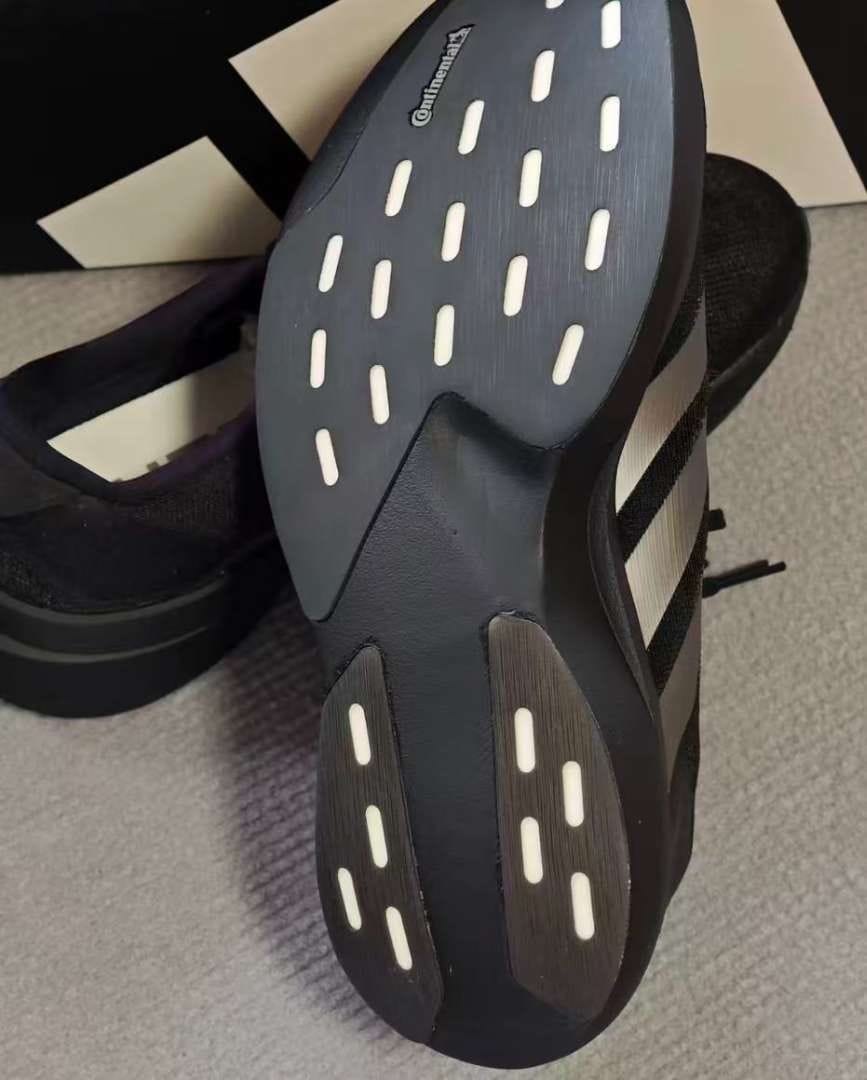 Customer photo review of Adizero Evo SL CoreBlack / Iron Mettalic - AZS