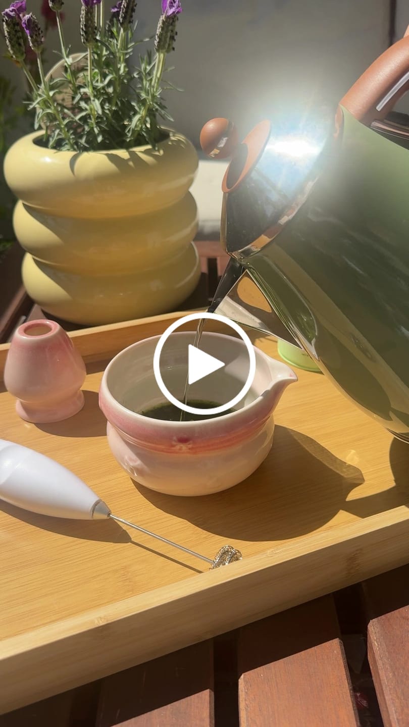 Customer video review of Strawberry Matcha Latte (Ceremonial Grade + Pre & Probiotics)