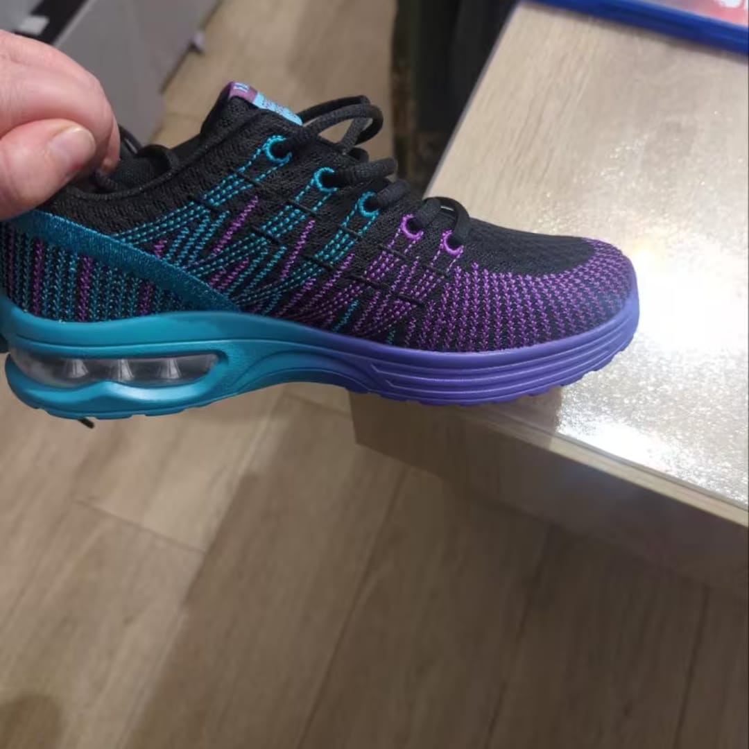 Customer photo review of Ortho Sport Max – Zapatillas ortopédicas para el dolor de pies