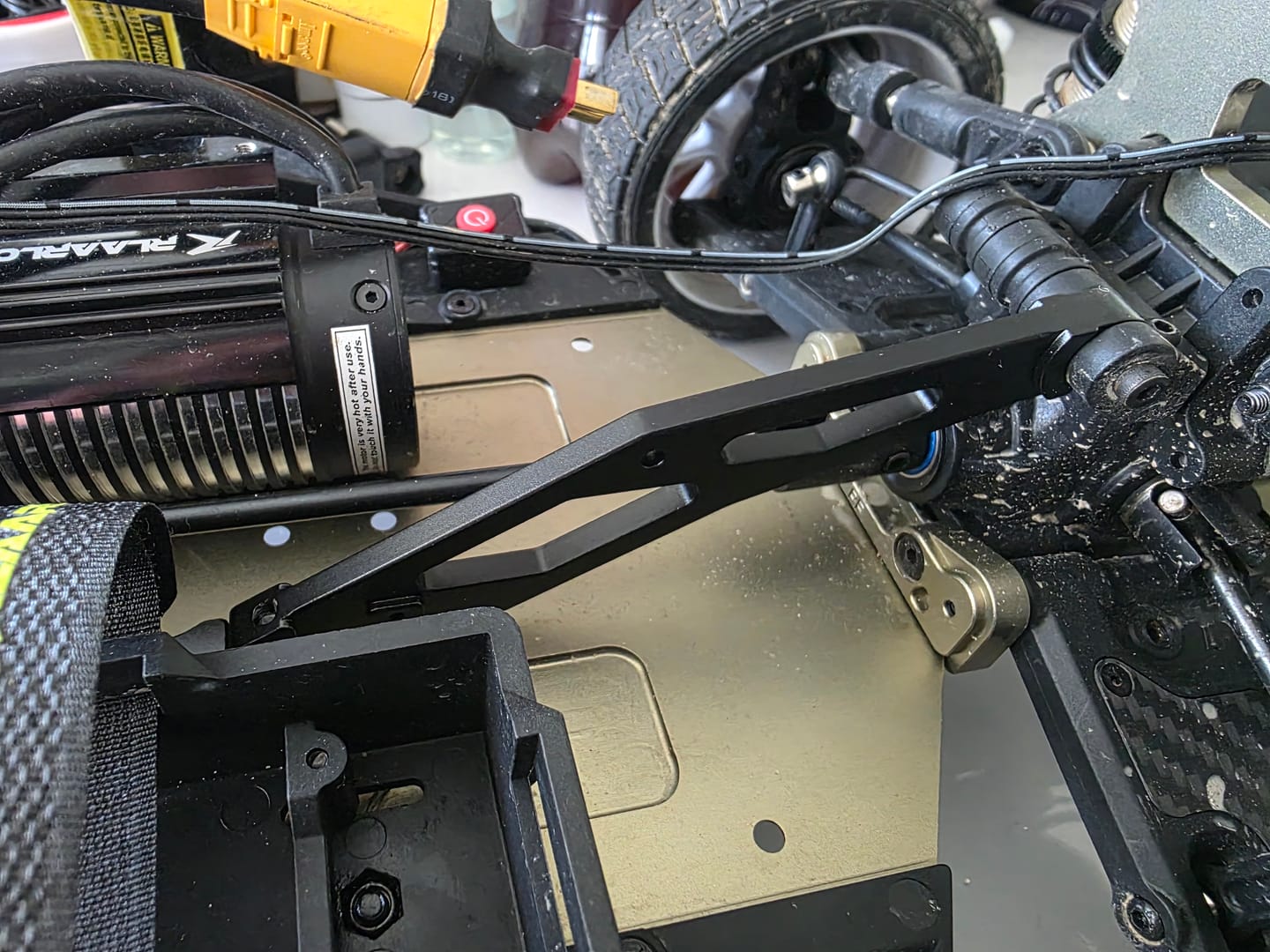 Customer photo review of Aluminum Rear Chassis Support For SLEVO