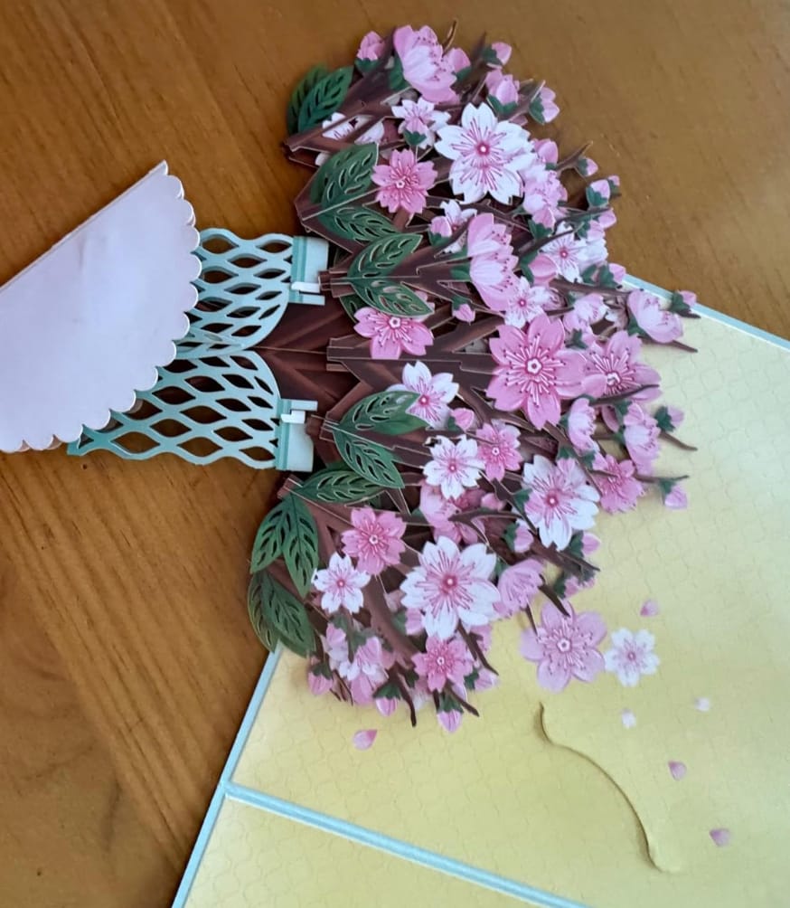 Customer photo review of BLOOM Flower Bouquet Card Keepsake