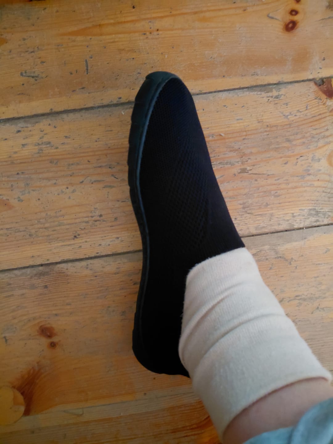Customer photo review of Vaistoa Lempeä 3 | Knitted Barefoot Slip-ons