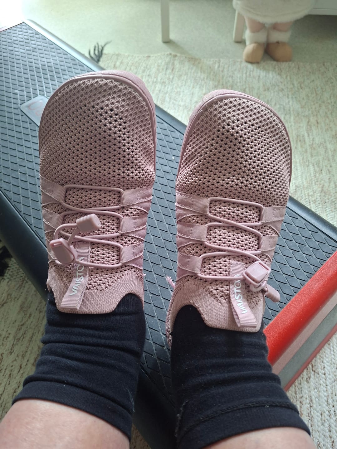 Customer photo review of Vaistoa Riemu | Knitted Barefoot Slip-ons