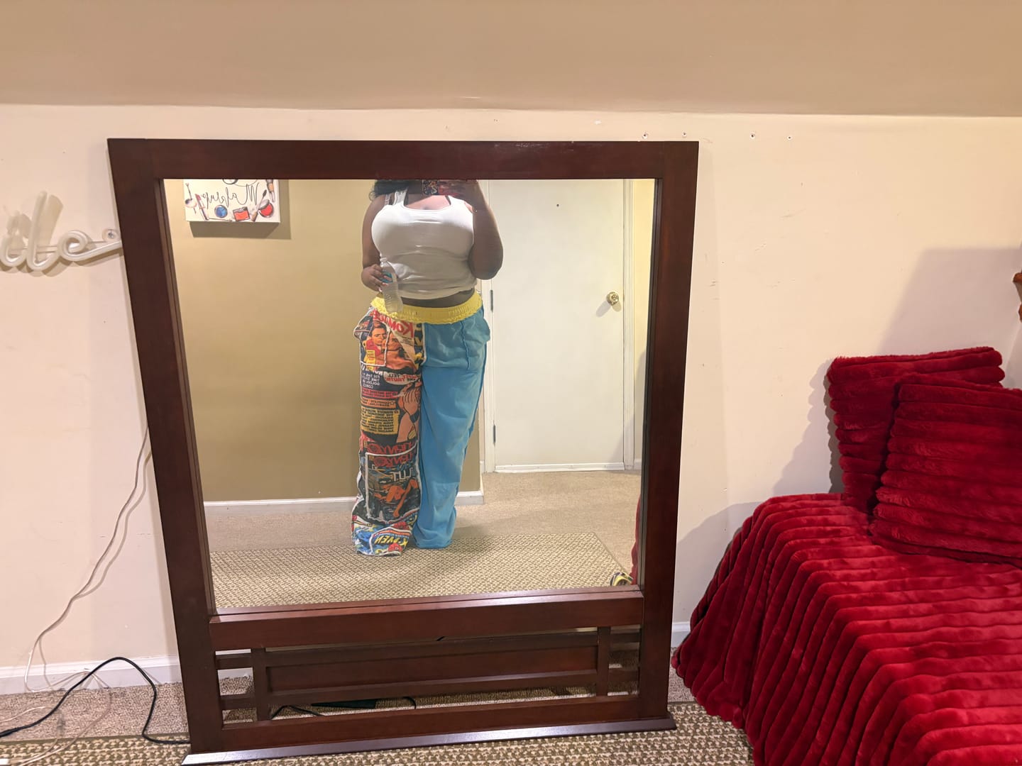 Customer photo review of NOVA COMIC SWEATS