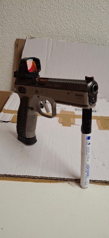 Customer photo review of Vector Optics SCRD-76 Frenzy FLEX 1x24x29 GenII 6MOA Red Dot