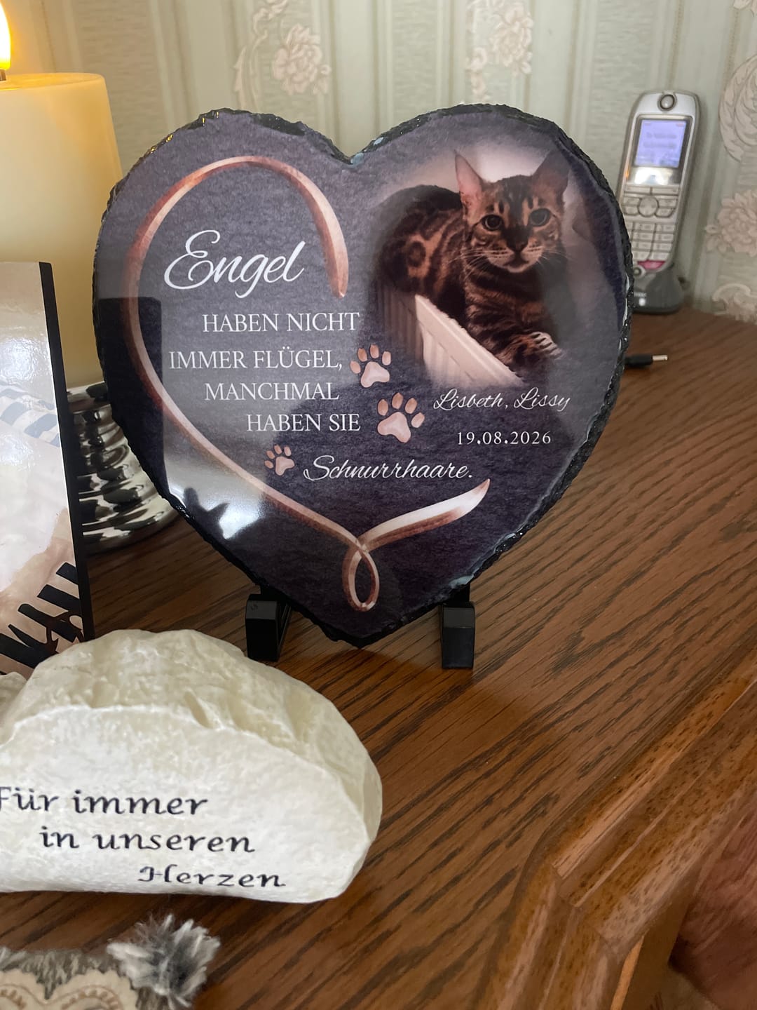 Customer photo review of Personalisiertes Schieferherz - Engel haben Schnurrhaare
