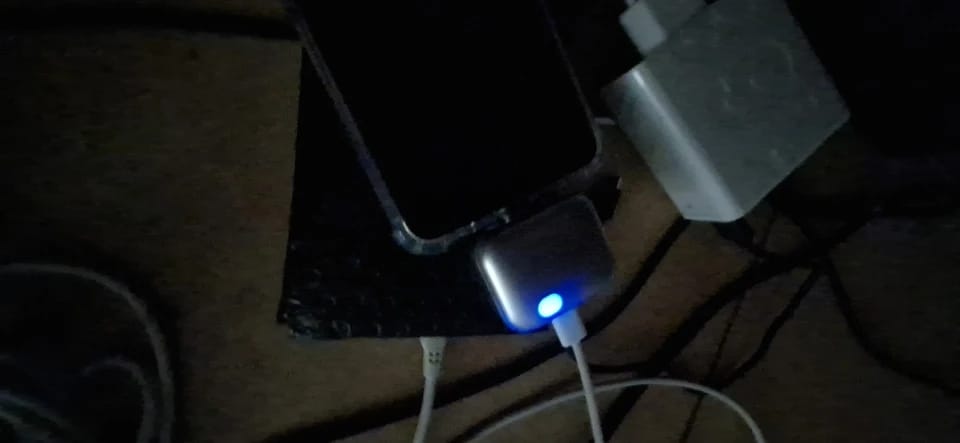 Customer photo review of Safelectronic™ — Cargador con desconexión automática