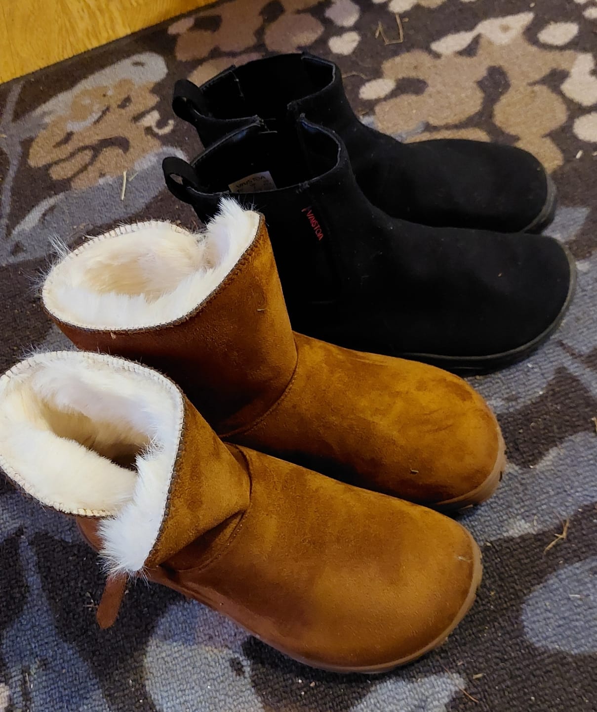 Customer photo review of Vaistoa Huurre | Winter Barefoot Ankle Boots