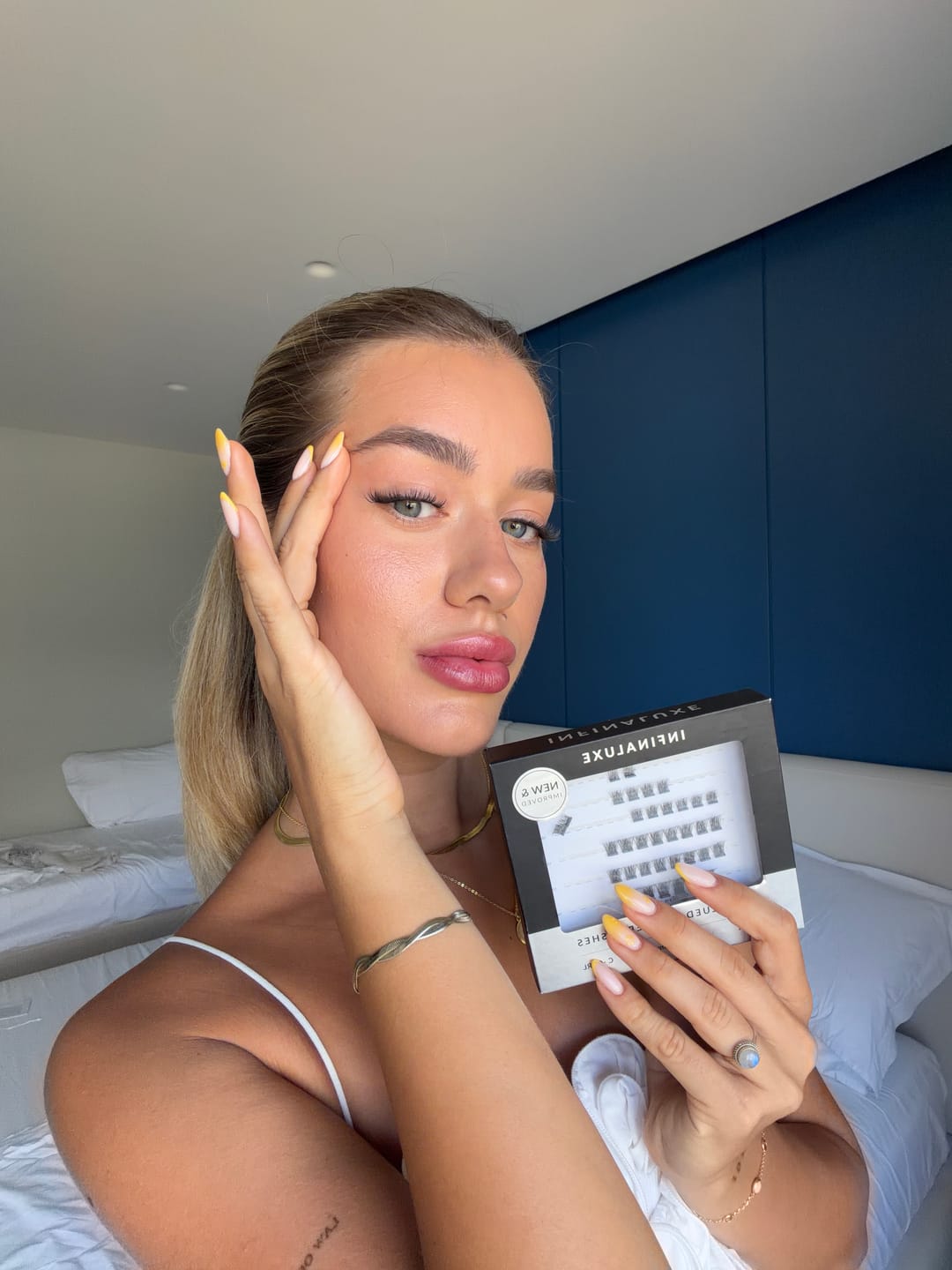 Customer photo review of Infinaluxe Pre-Glued Lash Extensions