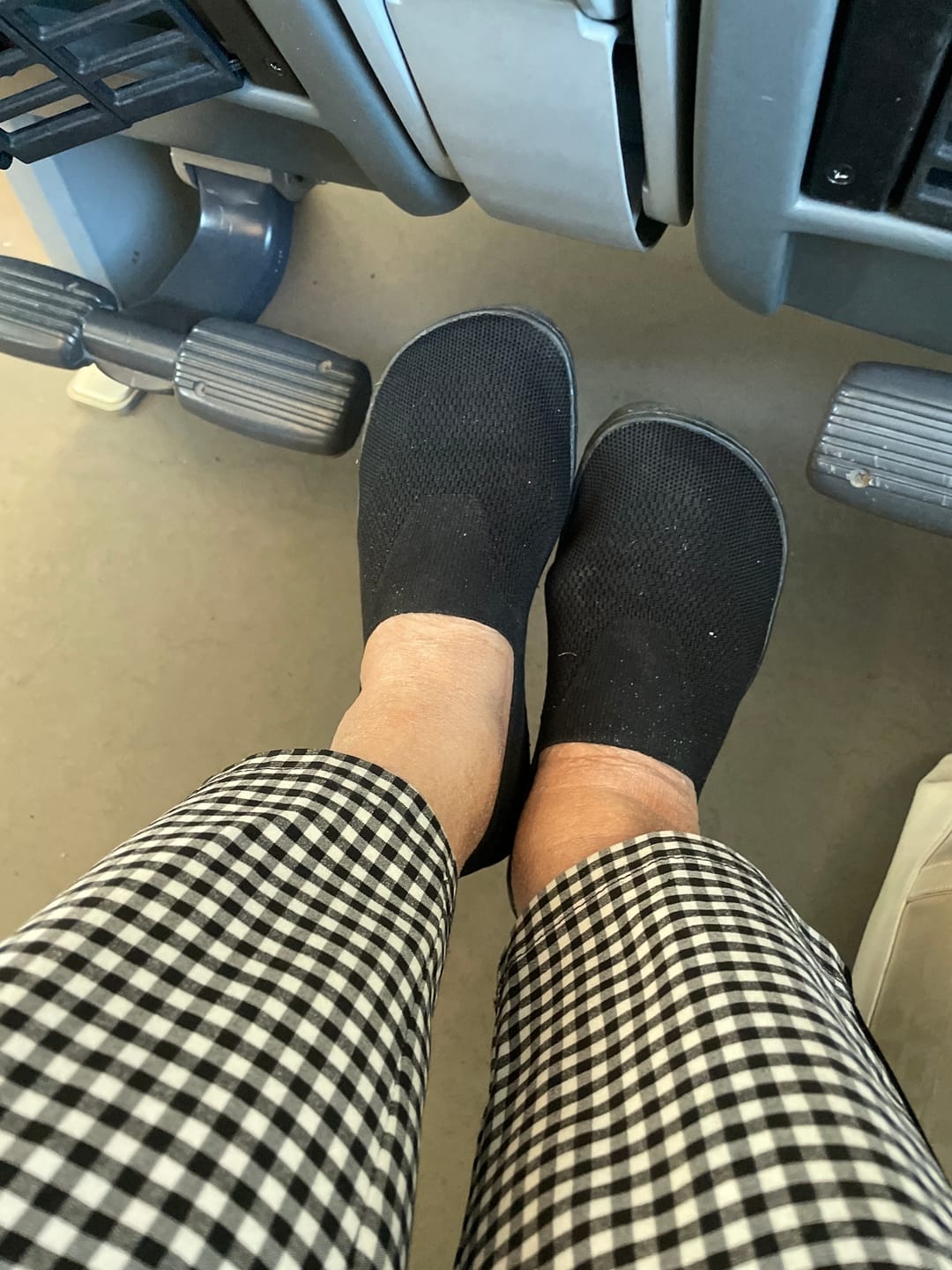 Customer photo review of Vaistoa Lempeä 3 | Knitted Barefoot Slip-ons