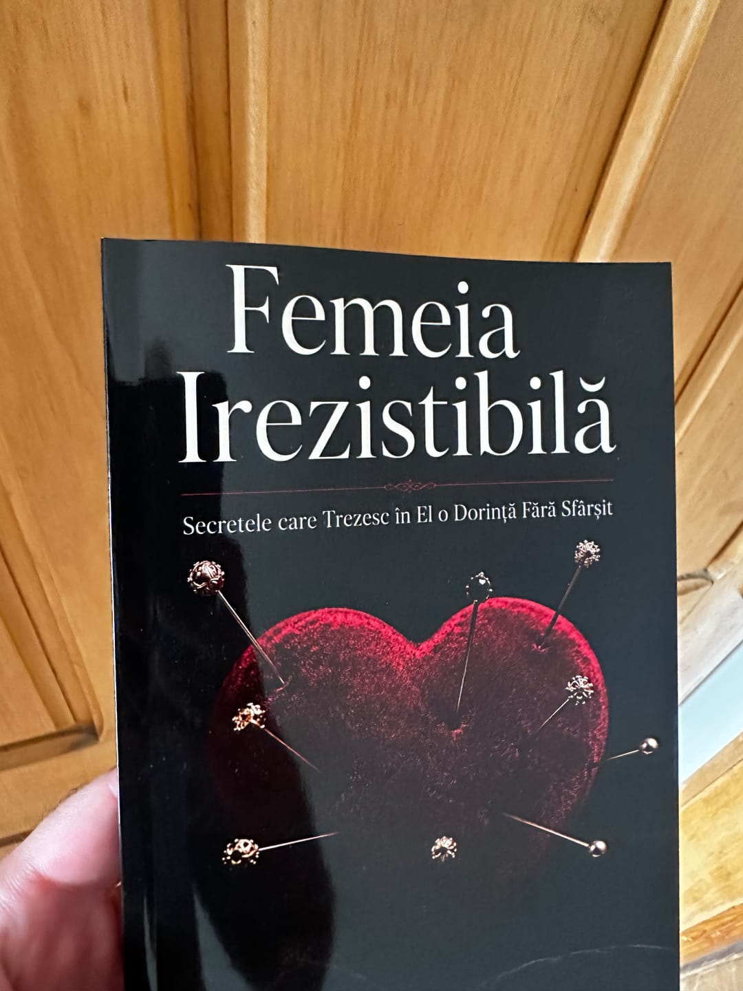 Customer photo review of Femeia Irezistibilă