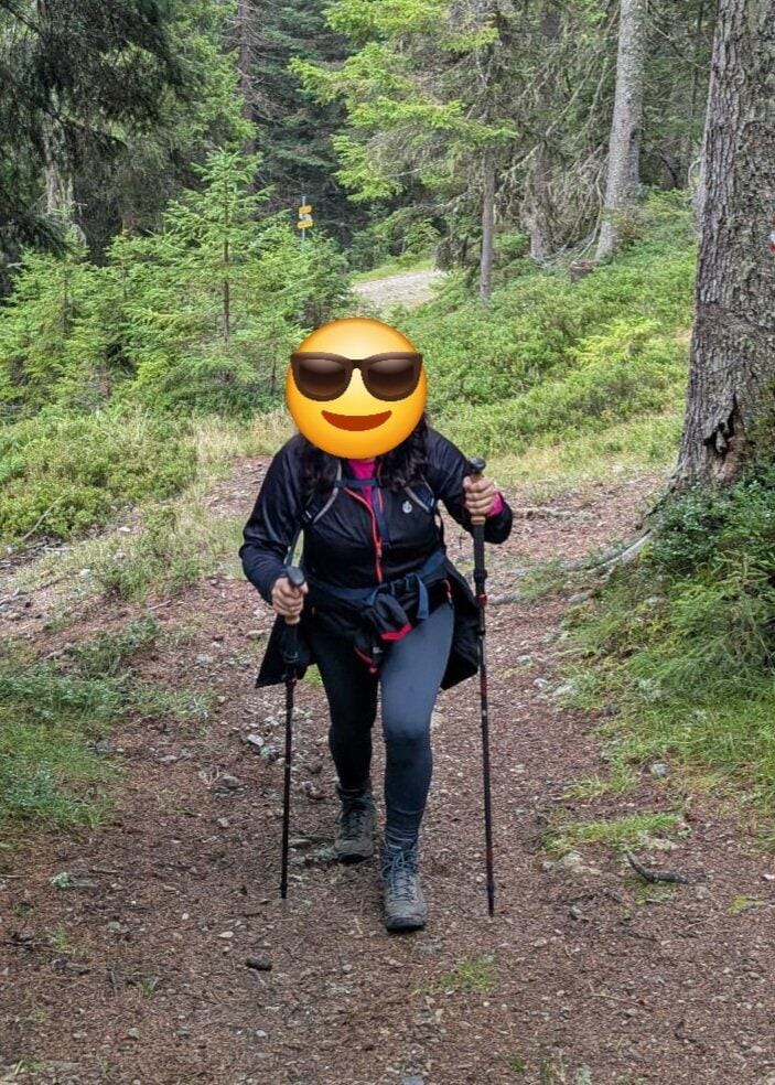 Customer photo review of Wanderstöcke Rugova Pro 3 faltbar & höhenverstellbar – Leicht & stabil