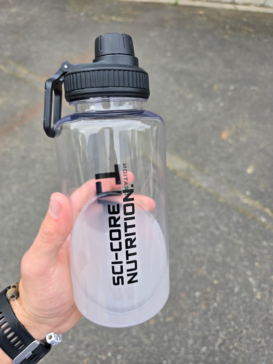 Customer photo review of 1L Hydrator Bottle