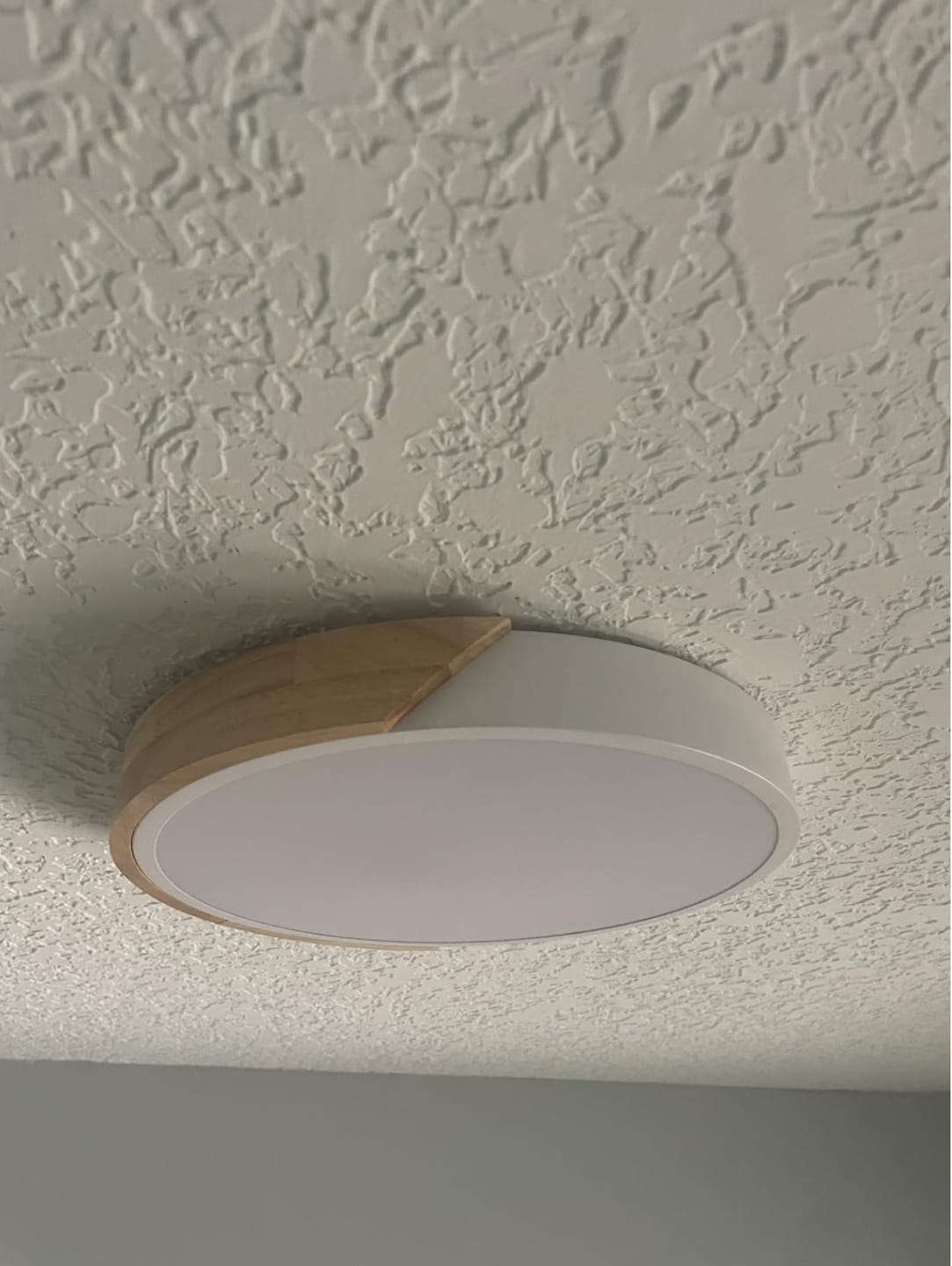 Customer photo review of Sol Delos Wooden LED Ceiling Light | Ultra-Thin Flush Mount Timber Lamp for Living Room