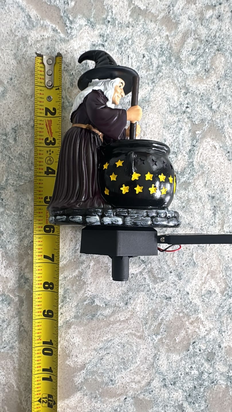 Customer photo review of 🪄Halloween Witch Glowing Cauldron Solar Light