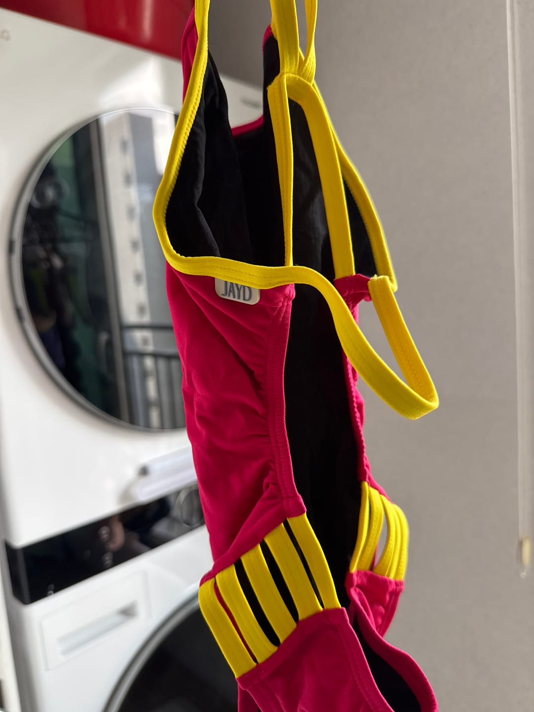 Customer photo review of LENNOX ONE PIECE - Tart|Daffodil