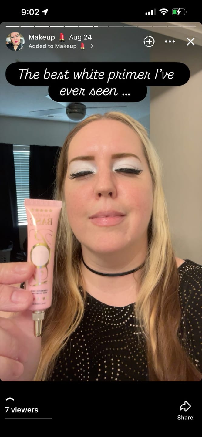 Customer photo review of Rumour Eyeshadow Primer Base