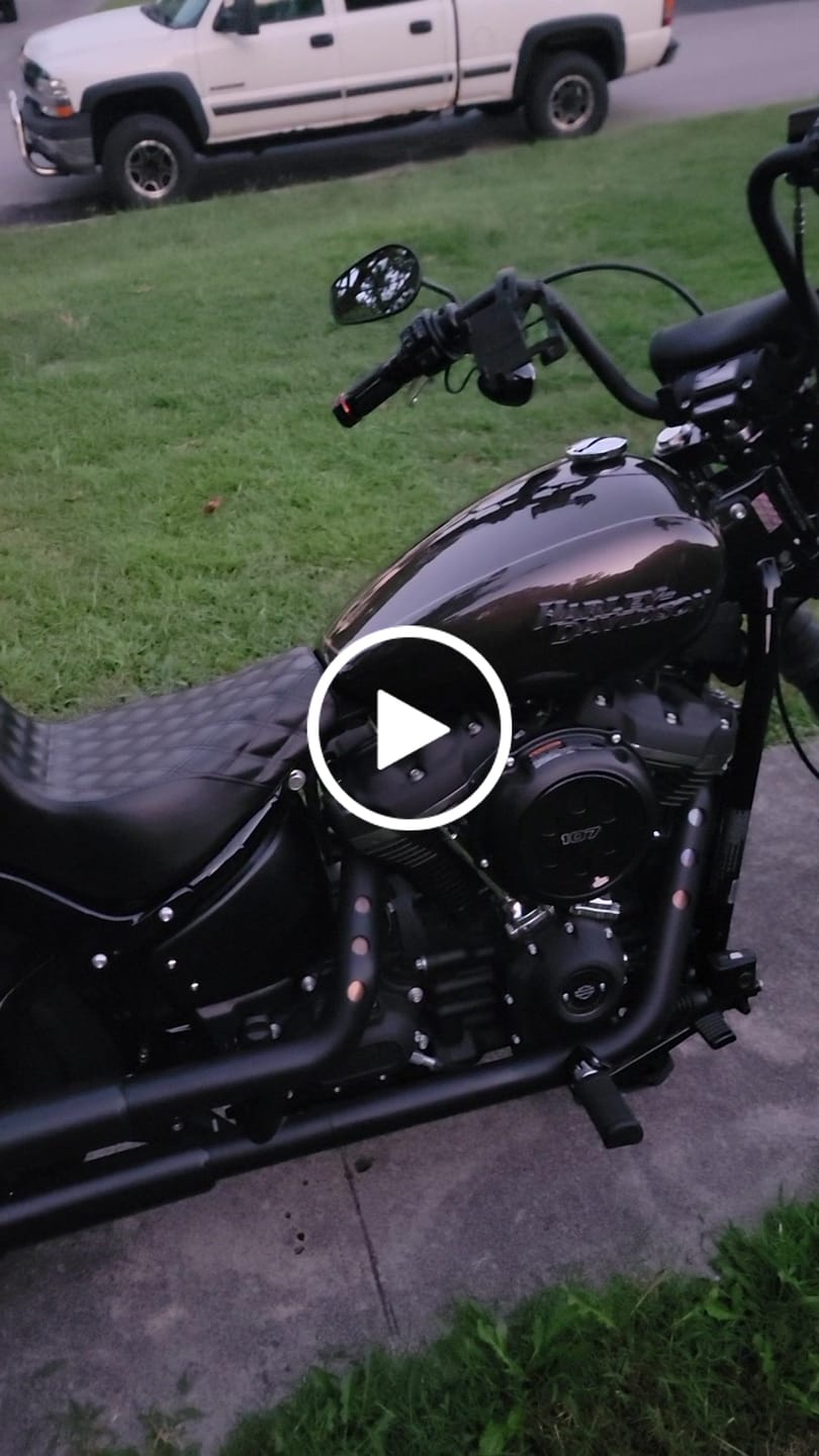 Customer video review of Iron Born Diamond Stitch 2-Up Seat for Harley Softail Street Bob FXBB/S