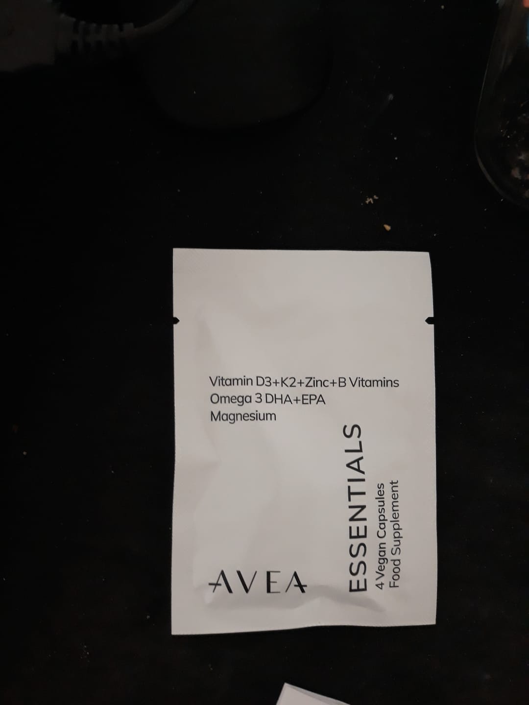 Customer photo review of Essentials