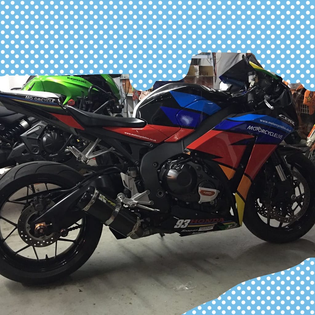 Customer photo review of HONDA CBR1000RR 2012-2016 Repsol design Fairing kit
