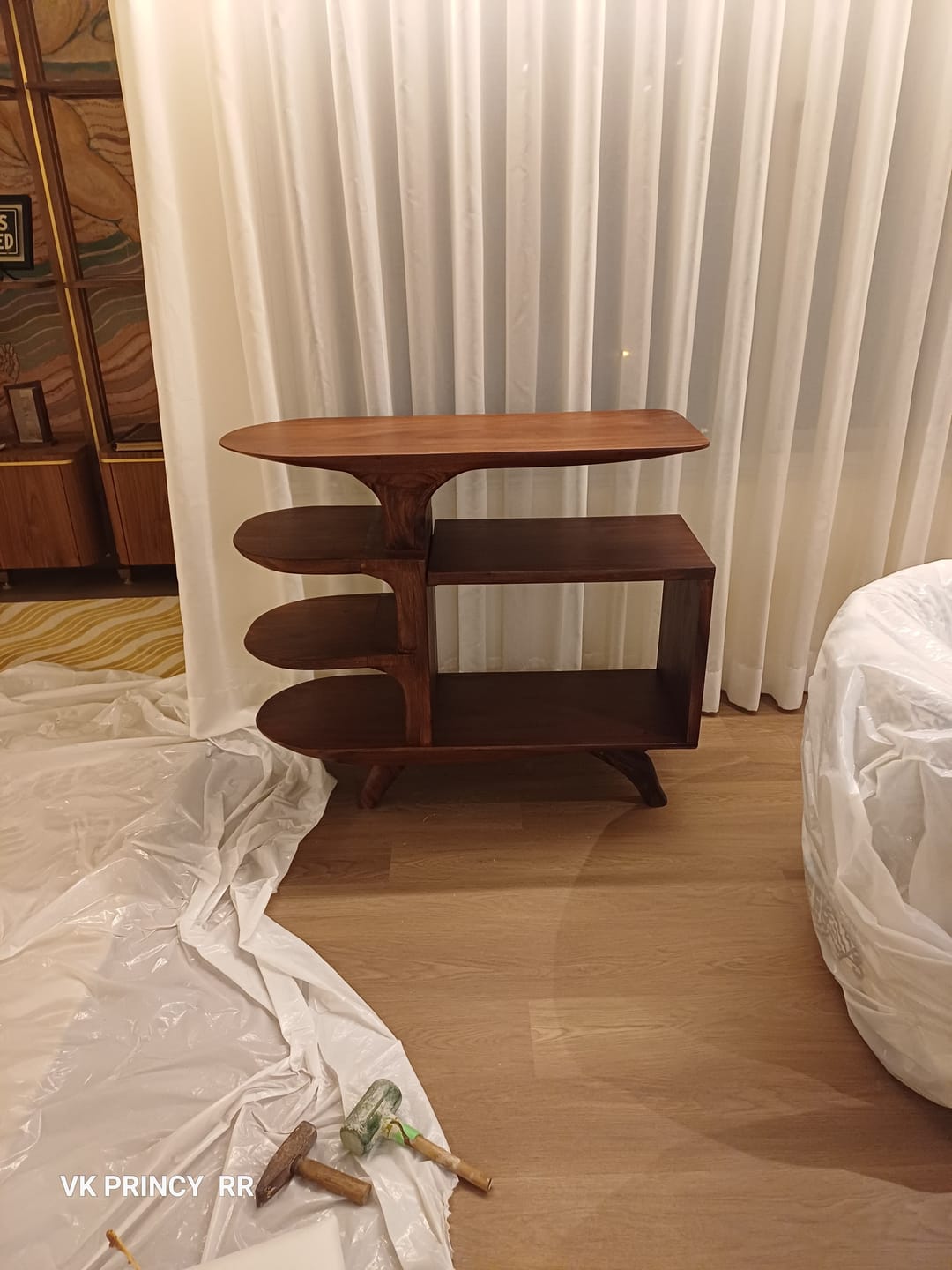 Customer photo review of Modern Wooden Record Stand For Bedroom Interior Design Style