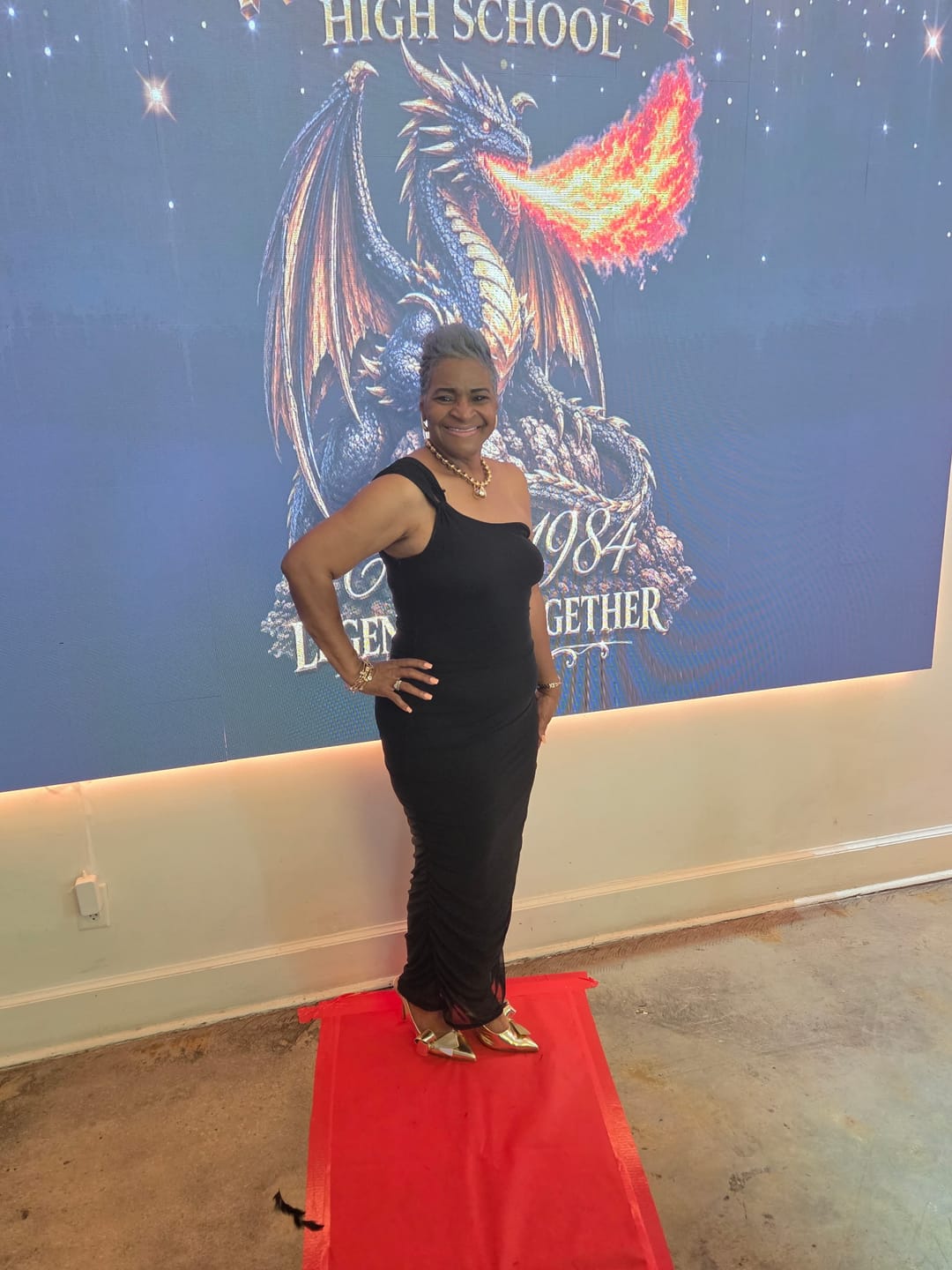 Customer photo review of Urban Solid Tailored Midi Bodycon Dress
