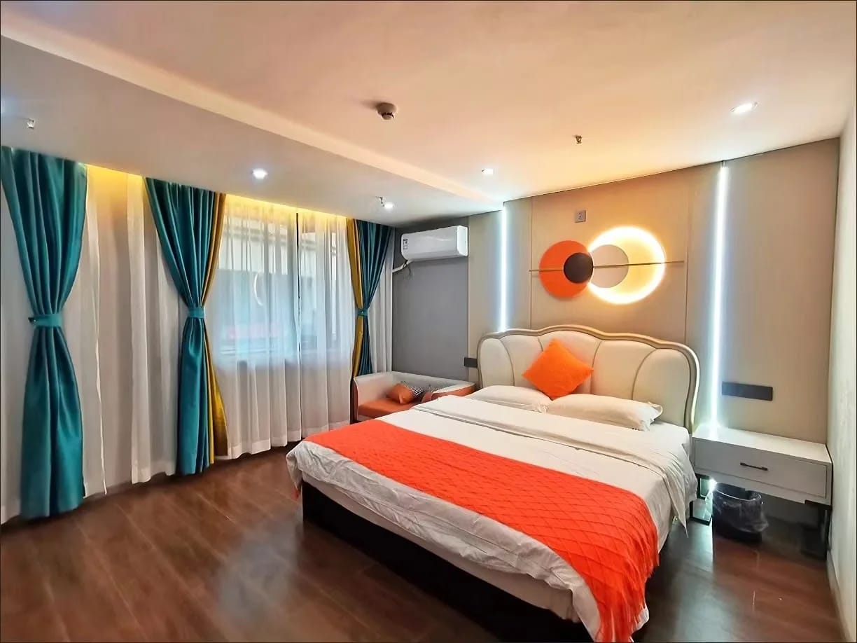 Customer photo review of Minimalist Bedside Wall Lamp