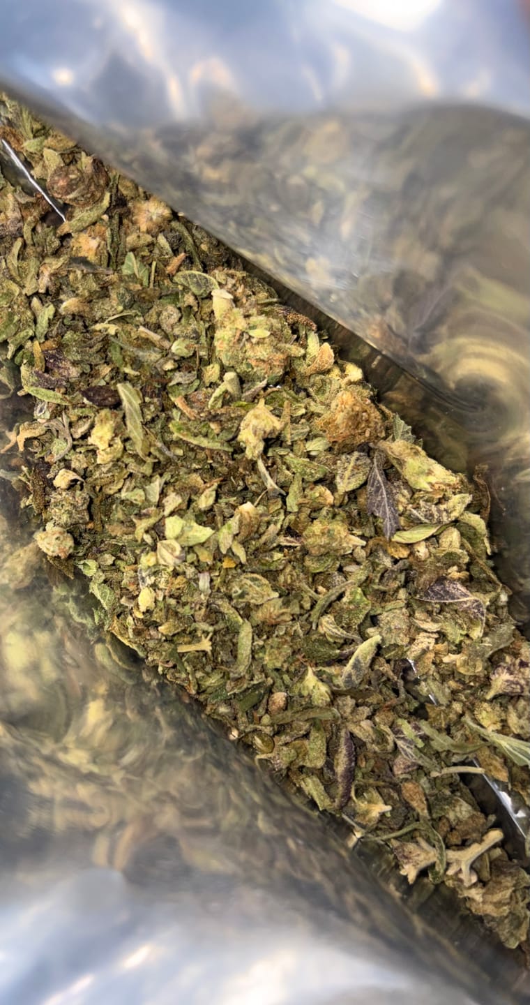 Customer photo review of Dank Work THCA Trim