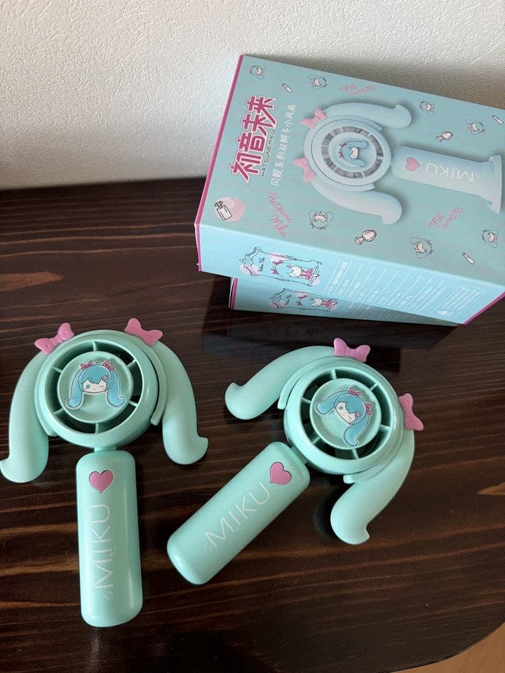 Customer photo review of Officially Licensed Hatsune Miku Portable USB Rechargeable Handheld Mini Fan