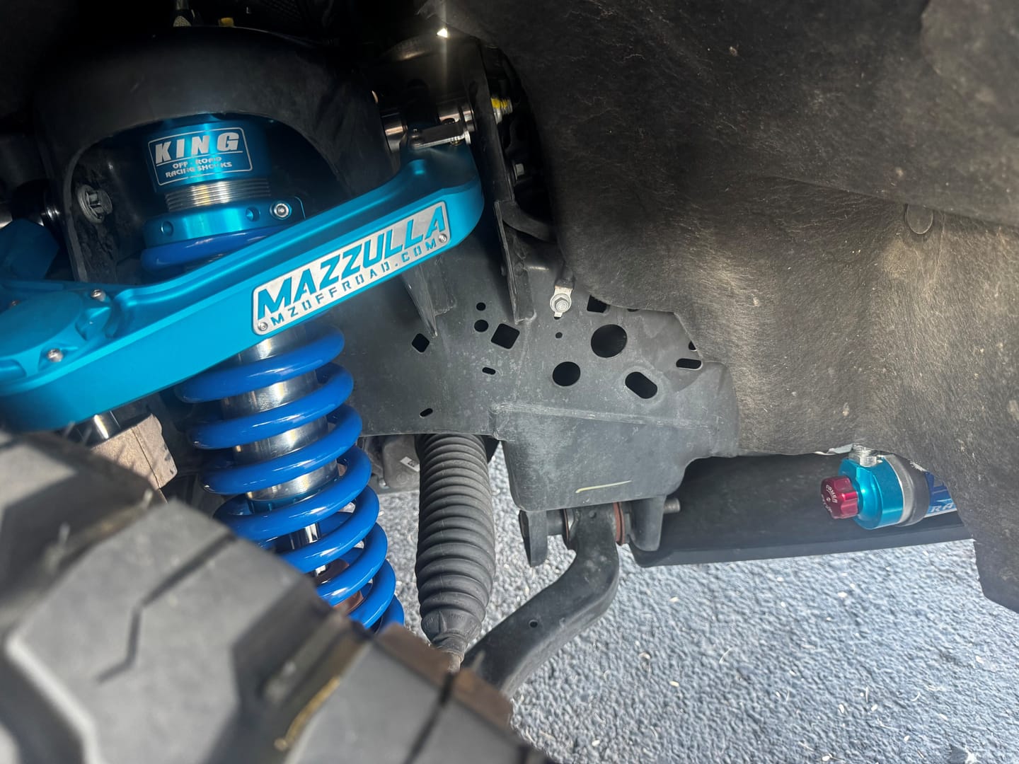 Customer photo review of King Shocks F150 2014 2WD/4WD 2015+ 4WD Front 2.5 Dia. Remote Reservoir Coil-Over W/ Adjuster (Pair)