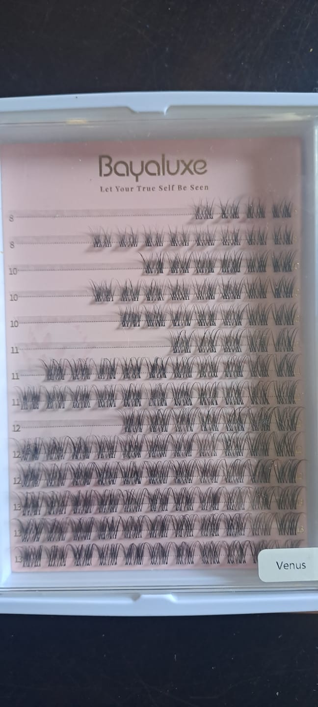 Customer photo review of Venus Lash Kit