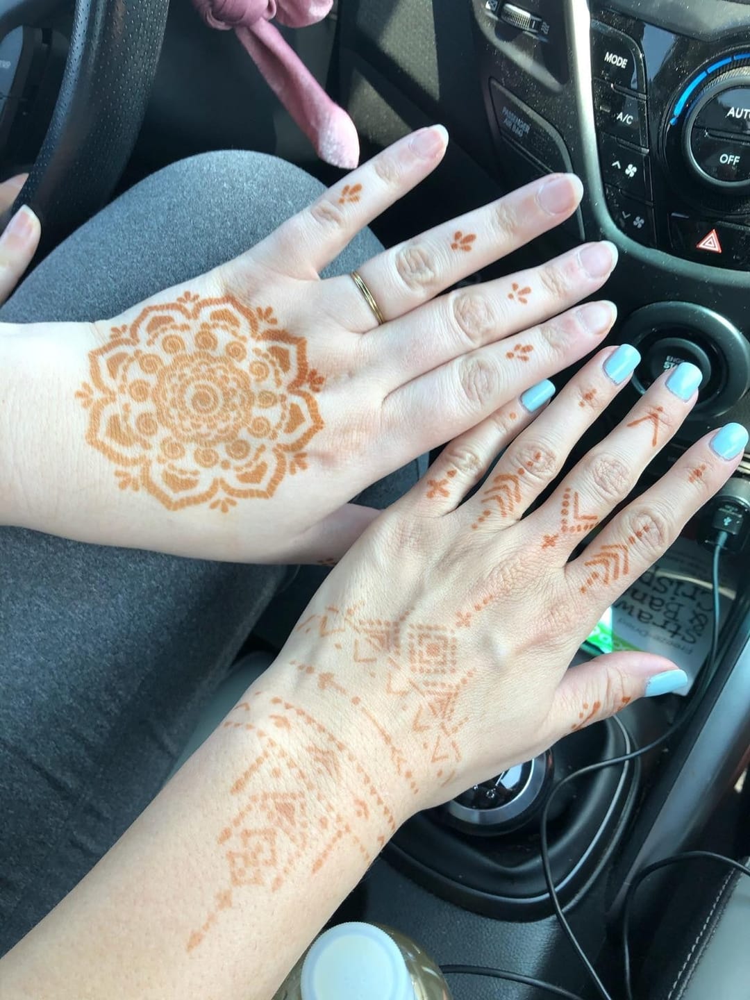 Customer photo review of Nutri Glow Organic Henna Powder