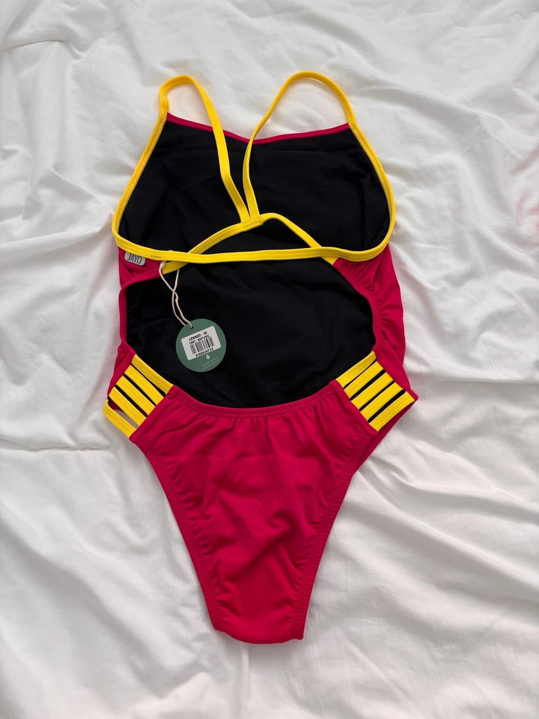 Customer photo review of LENNOX ONE PIECE - Tart|Daffodil