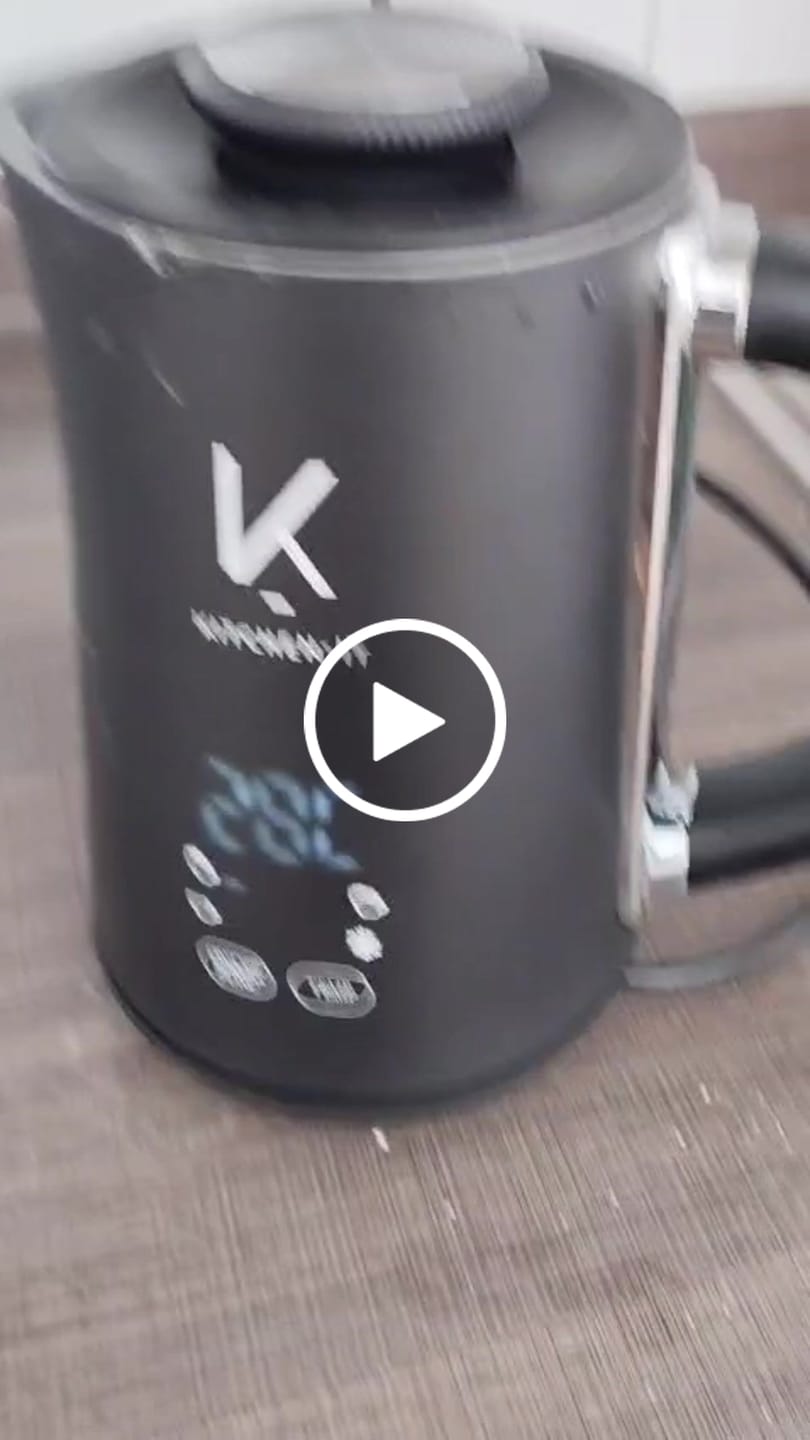 Customer video review of Espumador de Leche Eléctrico AeroTemp Pro 4 en 1