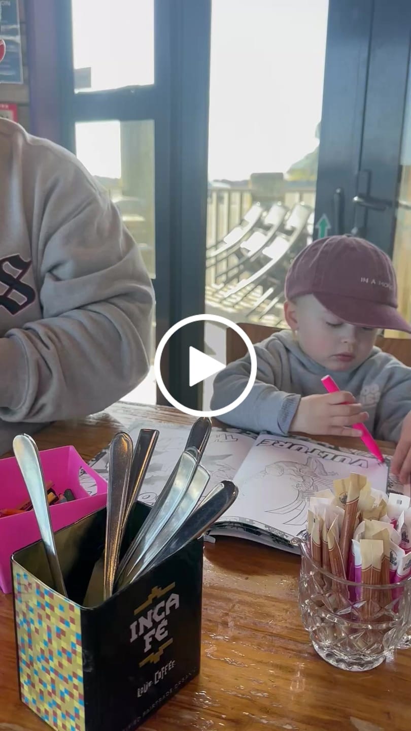 Customer video review of In a mood - Kids cap