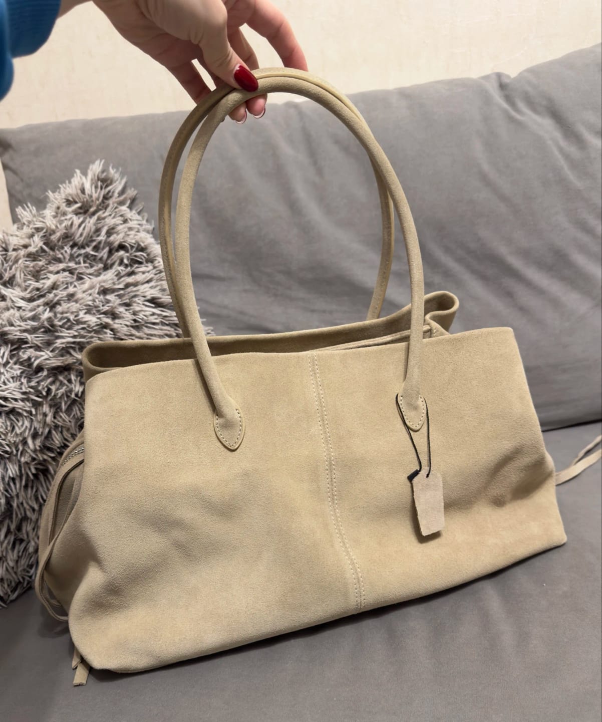 Customer photo review of Miriam Multi-Compartment Shoulder Tote Bag