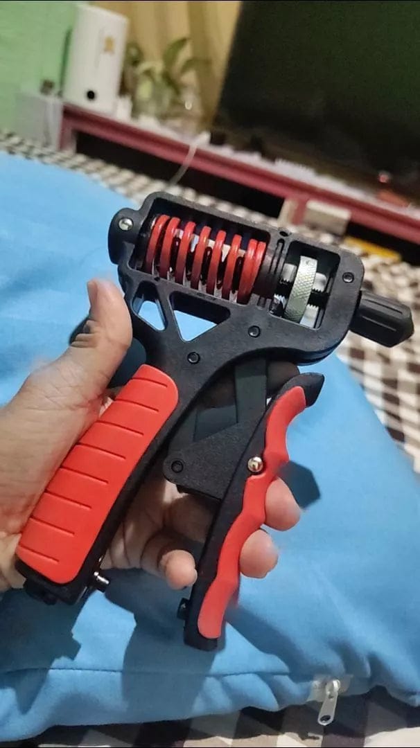Customer photo review of GripMax™ Adjustable Grip Trainer with Rep Counter