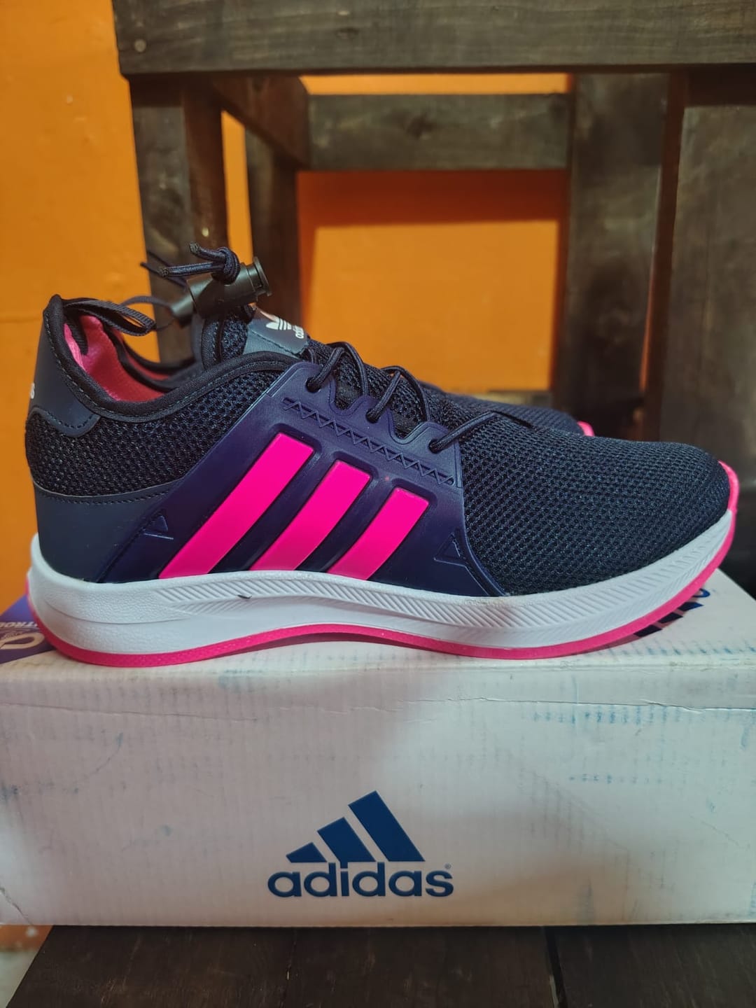 Customer photo review of Tenis 018 Marino Fiusha