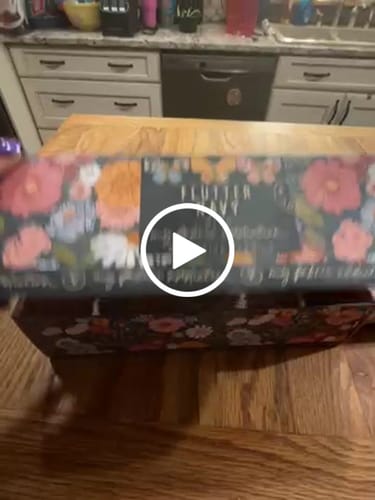 Customer video review of Flutter Lella Boutique Pre-Cut Ready-To-Sew Quilt Kit Featuring Gorgeous New Fabrics