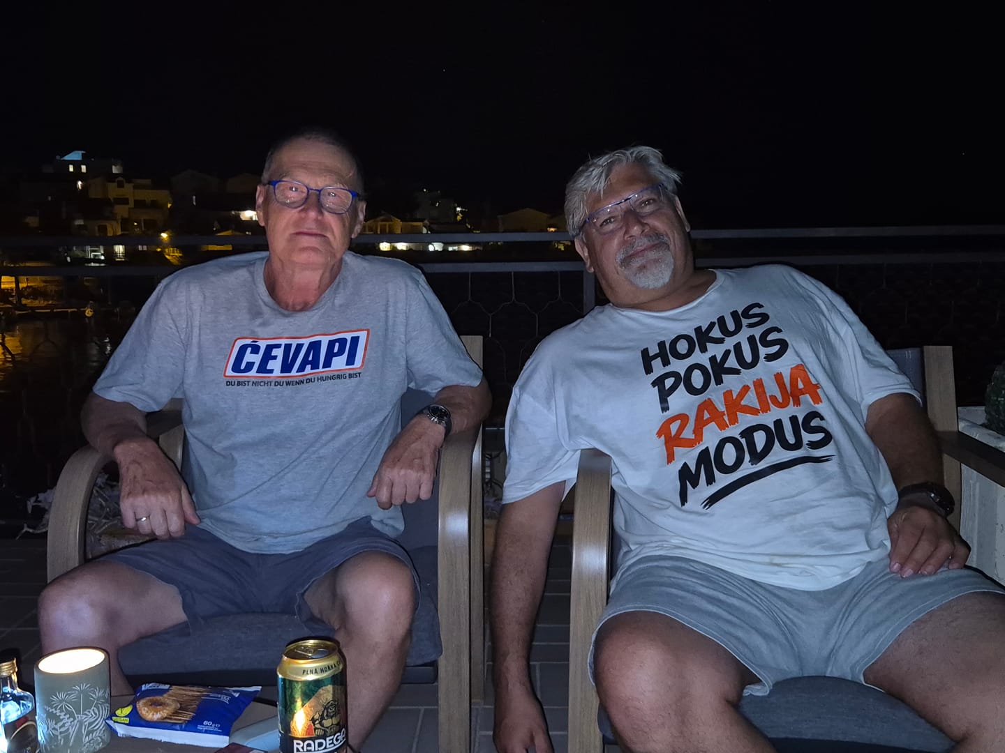 Customer photo review of Ćevapi, Premium T-Shirt