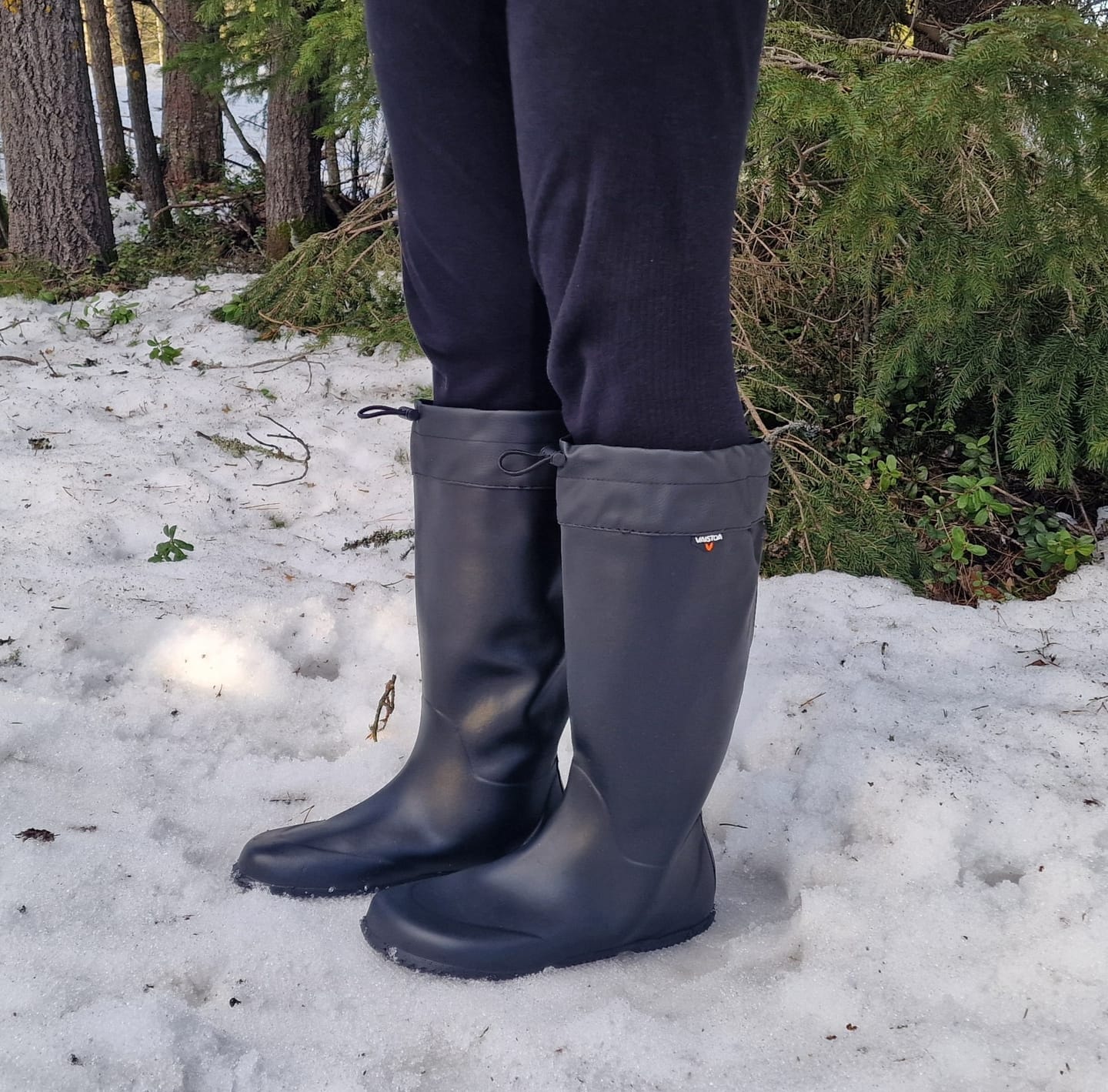 Customer photo review of Vaistoa Katve 2 | Rubber Barefoot Rain Boots