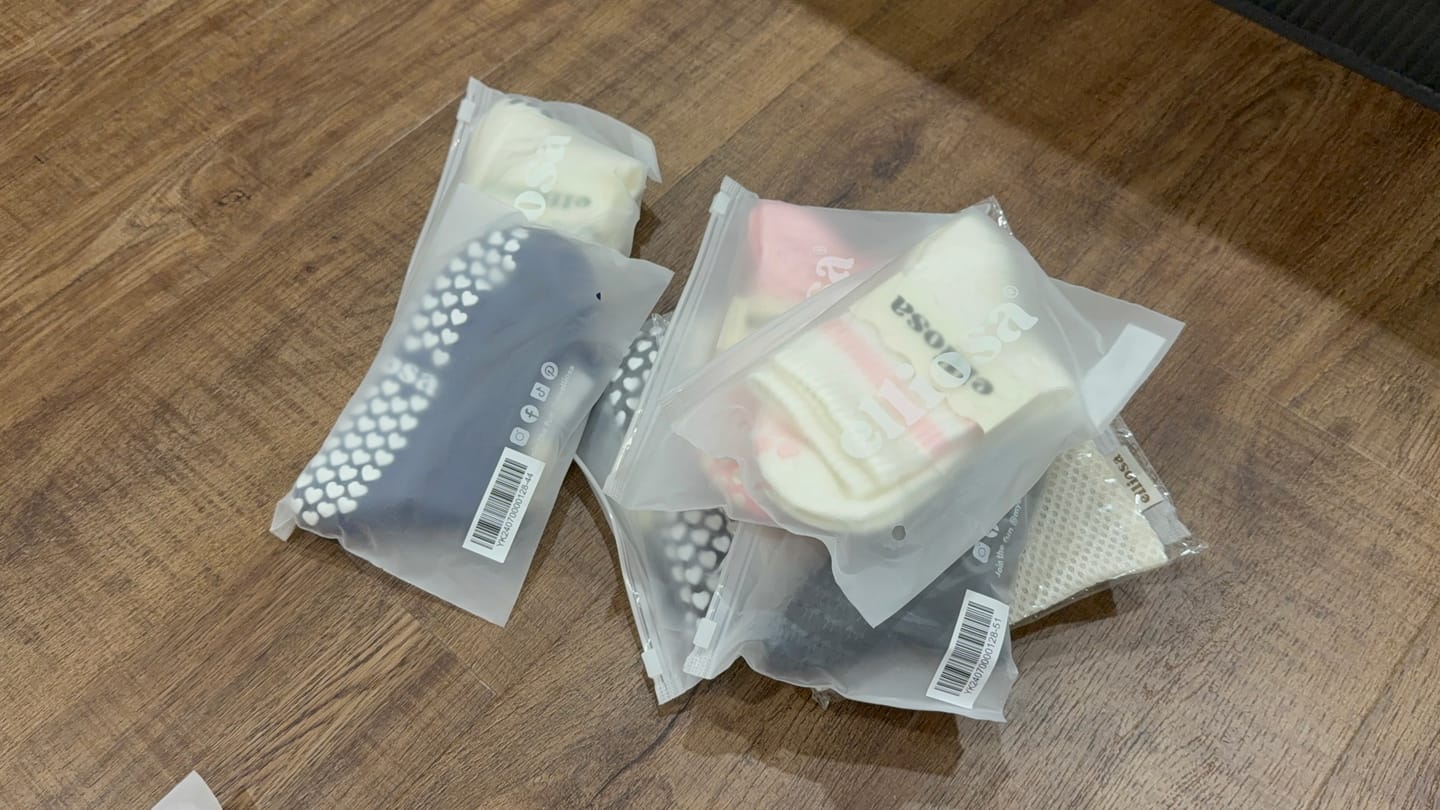 Customer photo review of Grip Stripes - Oat Milk
