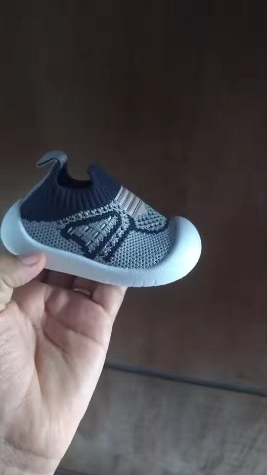 Customer photo review of Playbino ComfySteps Print Antirutsch Baby Sneakers mit Motiv | Lauflernschuhe rutschfest atmungsaktiv waschbar