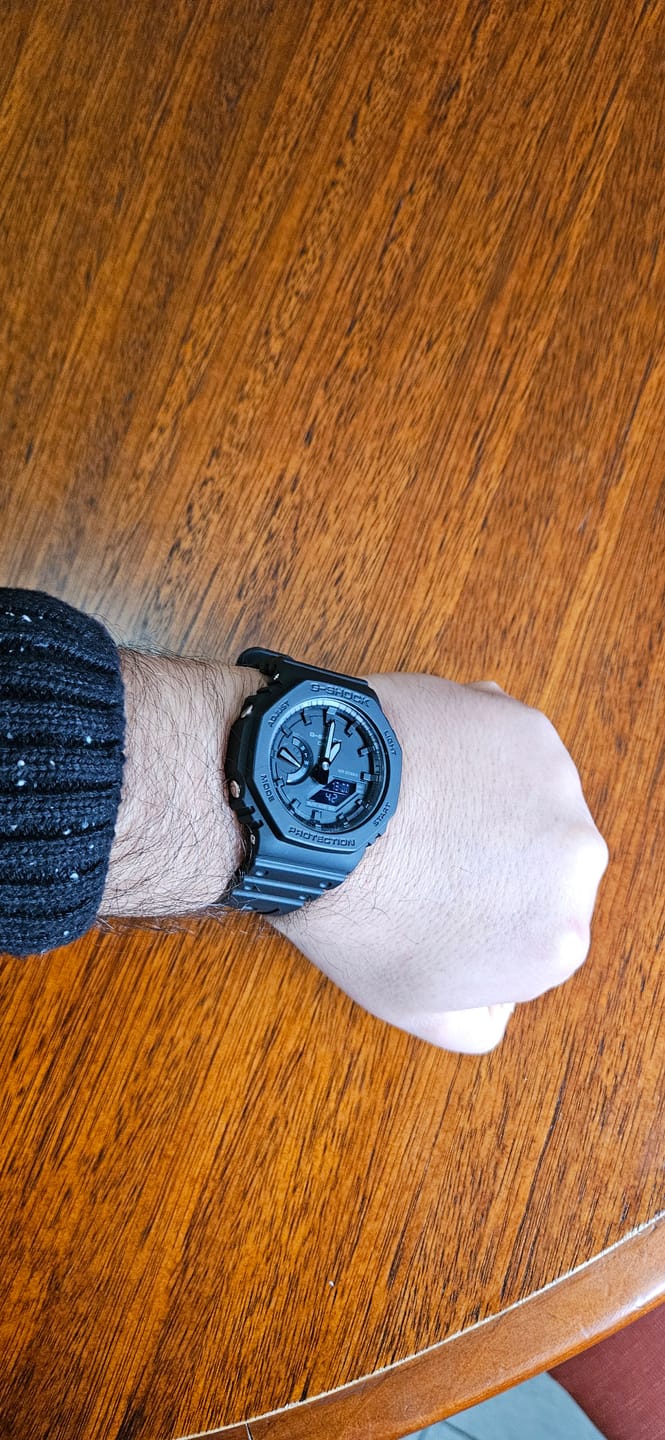 Customer photo review of Reloj Casio G-Shock Royal Oak "Casioak" GA-2100-1A1 Carbon Core Negro