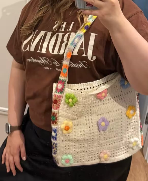 Customer photo review of Bolso artesanal crochet