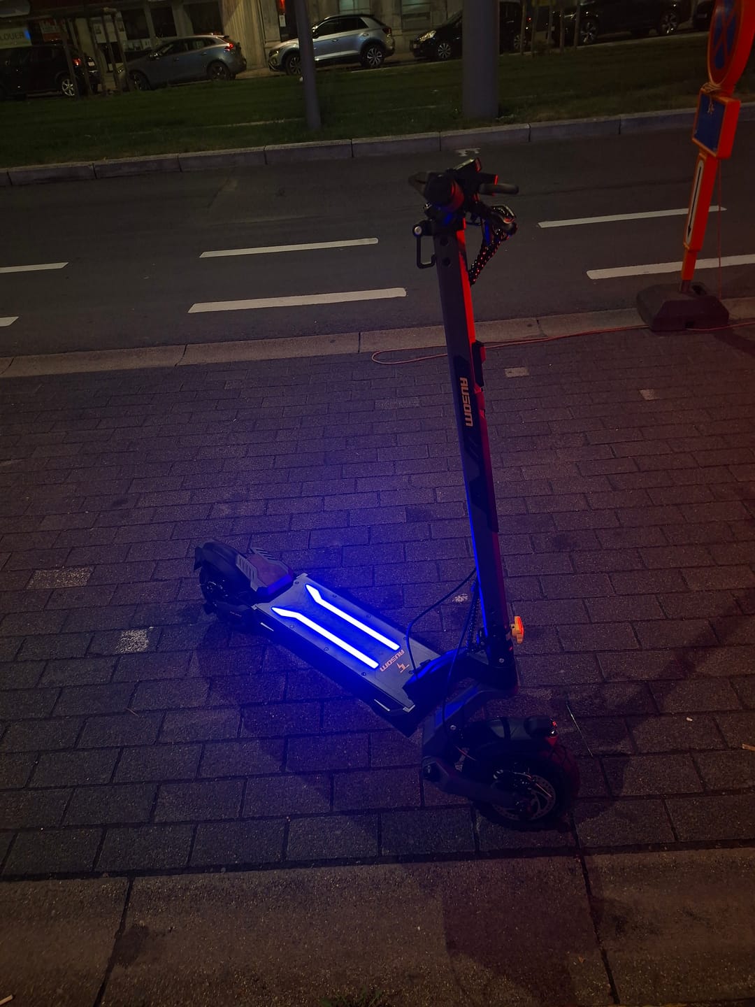 Customer photo review of Ausom L2 Max Dual Motor E-scooter