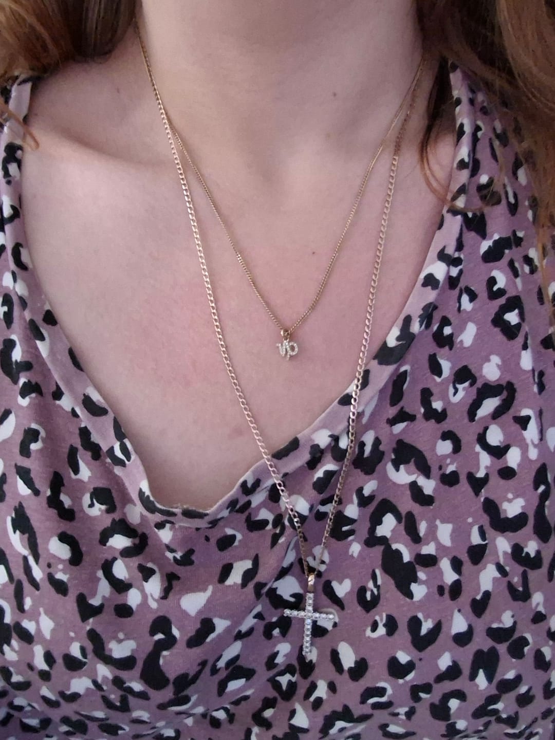 Customer photo review of Diamond Star Sign Pendant in 9ct Yellow Gold